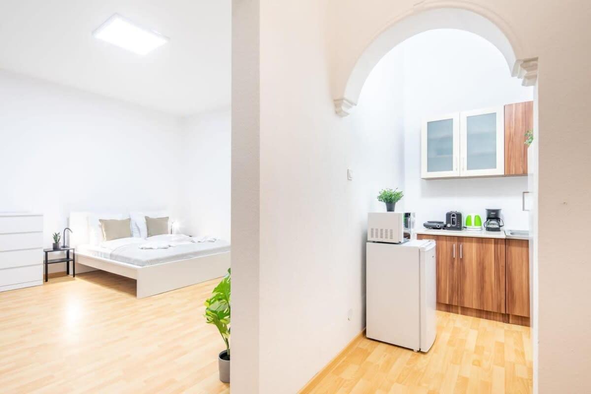 Very Central Convenient Flat 부다페스트 외부 사진